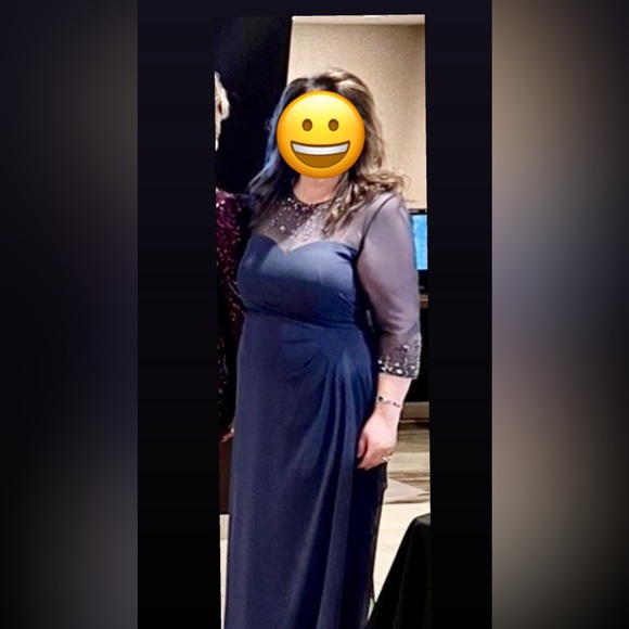 Evening Dress - Picture 5 of 5